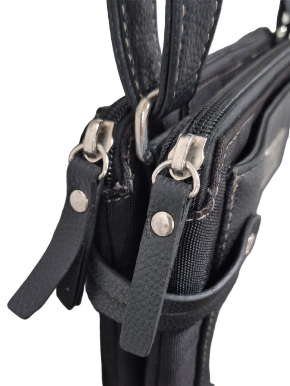 Roots 73 Black Pebbled Vegan Leather Crossbody Bag Triple Zip Multi-Pocket Purse - Picture 6 of 16